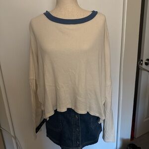 We The Free Cream and Blue lightweight thermal Women's Top
